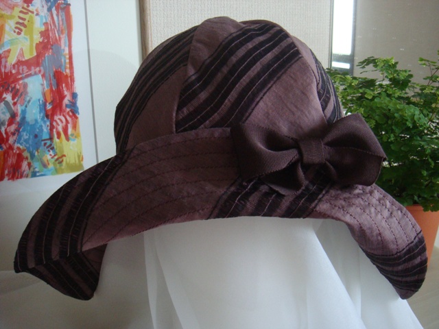 紫の夏の帽子１.JPG